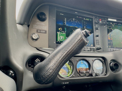 2010 Cirrus SR22T G3 GTS: 