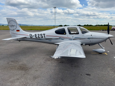 2010 Cirrus SR22T G3 GTS: 