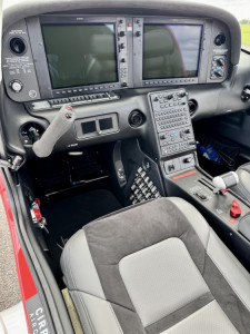 2021 Cirrus SR22T G6 GTS: 