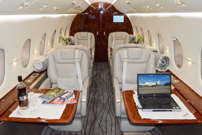 2008 Hawker 4000: 