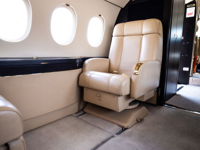 2013 Dassault Falcon 2000LX: 