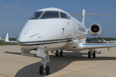 2011 Bombardier Challenger 300: 