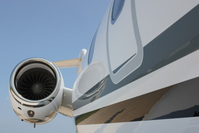 2011 Bombardier Challenger 300: 