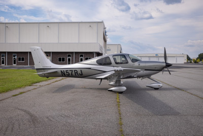 2016 Cirrus SR22 GTS: 