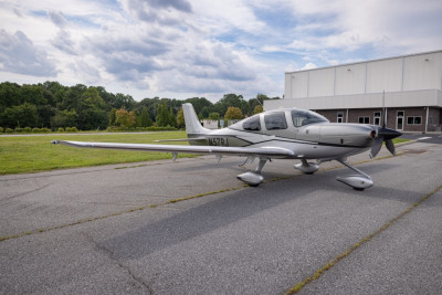 2016 Cirrus SR22 GTS: 