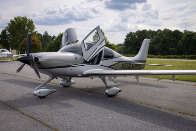 2016 Cirrus SR22 GTS: 