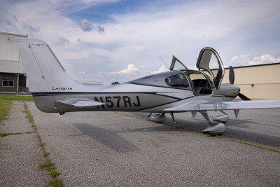 2016 Cirrus SR22 GTS: 