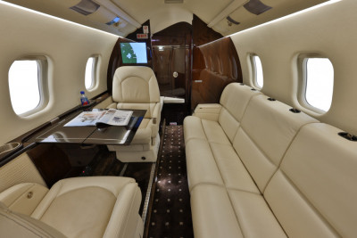 2009 Bombardier Learjet 60XR: 