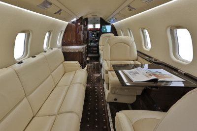 2009 Bombardier Learjet 60XR: 