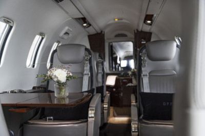 2015 Bombardier Learjet 70: 