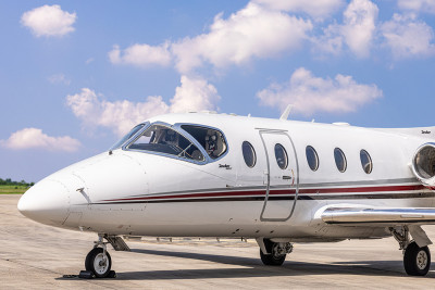 2006 Hawker 400XP: 