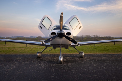 2021 Cirrus SR20 G6: 