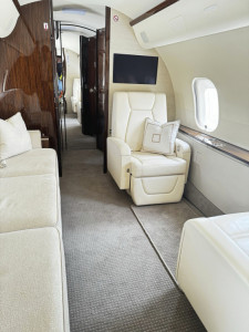 2015 Bombardier Global 5000: 