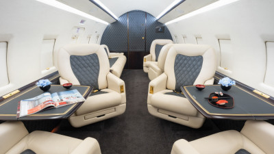 1999 Bombardier Challenger 604: Cabin Set Up