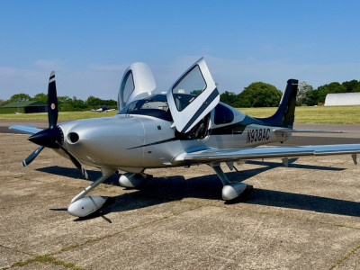 2014 Cirrus SR22 GTS: 