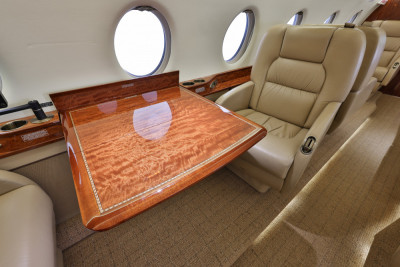 2010 Gulfstream G200: 