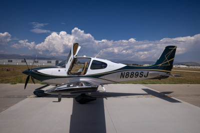 2022 Cirrus SR22T G6 GTS: 