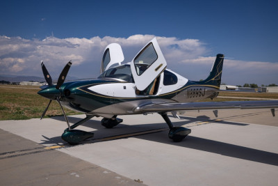 2022 Cirrus SR22T G6 GTS: 