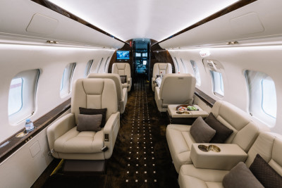 2010 Bombardier Challenger 605: 