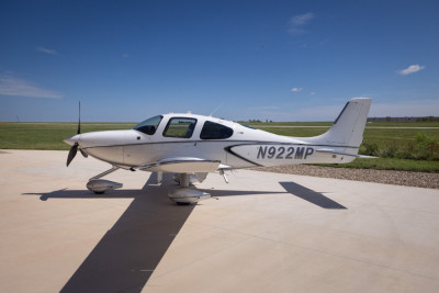 2021 Cirrus SR22T G6 GTS: 