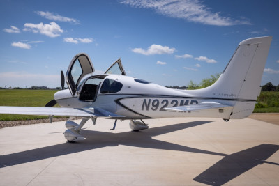 2021 Cirrus SR22T G6 GTS: 