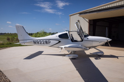 2021 Cirrus SR22T G6 GTS: 