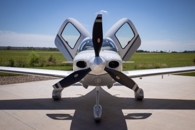 2021 Cirrus SR22T G6 GTS: 