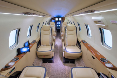 2014 Bombardier Learjet 75: 