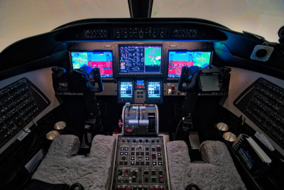 2014 Bombardier Learjet 75: 