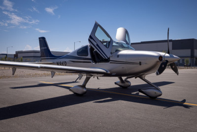 2017 Cirrus SR22 G6 GTS: 