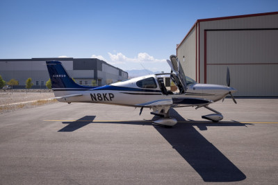 2017 Cirrus SR22 G6 GTS: 