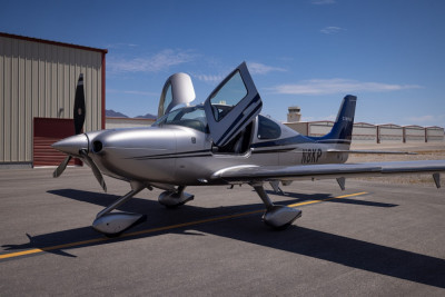 2017 Cirrus SR22 G6 GTS: 