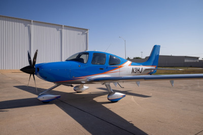 2023 Cirrus SR22T G6 GTS: 