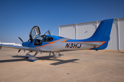 2023 Cirrus SR22T G6 GTS: 