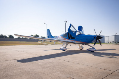 2023 Cirrus SR22T G6 GTS: 