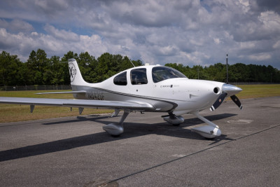 2010 Cirrus SR20 G3 GTS: 