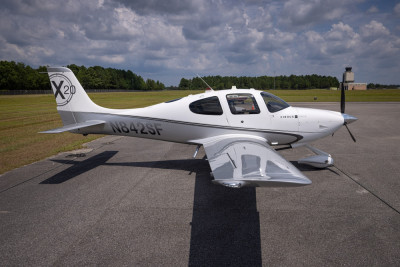 2010 Cirrus SR20 G3 GTS: 