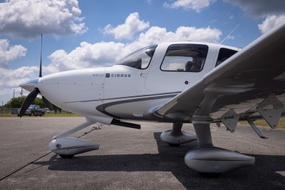 2010 Cirrus SR20 G3 GTS: 