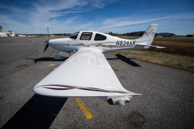 2005 Cirrus SR22 G2 GTS: 