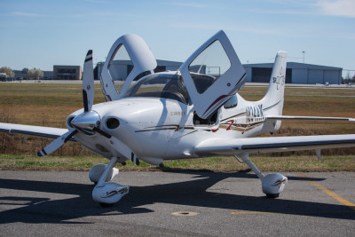 2005 Cirrus SR22 G2 GTS: 