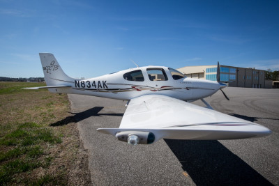 2005 Cirrus SR22 G2 GTS: 