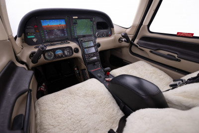2006 Cirrus SR20 G2: 