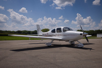 2006 Cirrus SR20 G2: 