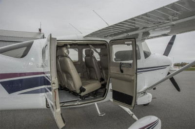 1999 Cessna 206H Stationair: 