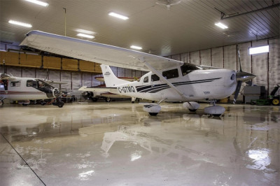 1999 Cessna 206H Stationair: 