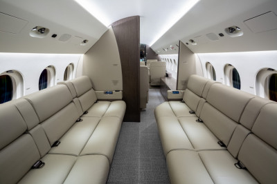 2010 Dassault Falcon 900EX EASy: 