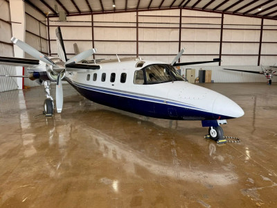 1981 Twin Commander 1000: 