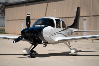 2014 Cirrus SR22T G5 GTS: 