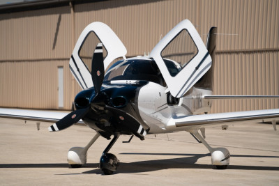 2014 Cirrus SR22T G5 GTS: 