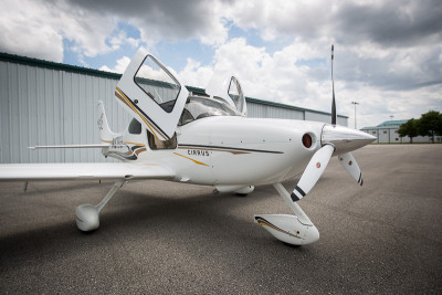 2006 Cirrus SR22 G2: 